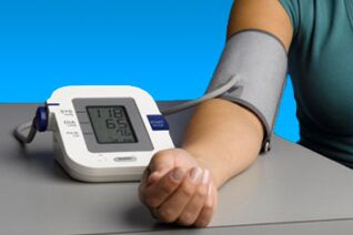 Control of blood pressure in high blood pressure to prevent negative consequences